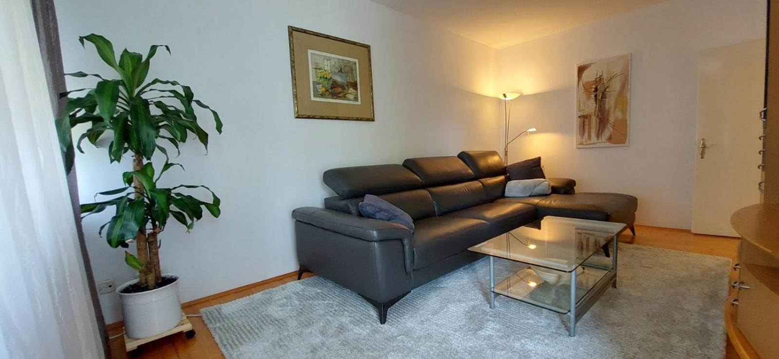 3 Min. Away Apartment Koprivnica Luaran gambar